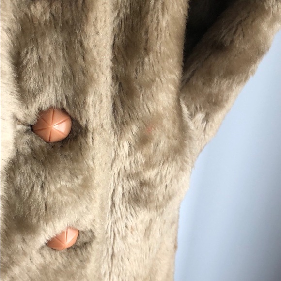 Vintage faux fur tan coat - Picture 6 of 12